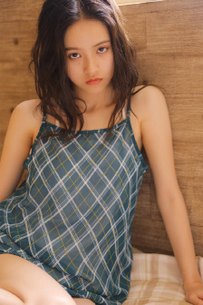女生不穿衣服的网站